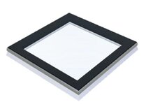 SKYLUX IW3 VAST PLATDAKVENSTER ZONDER OPSTAND 90X90 MET ZONWEREND GLAS