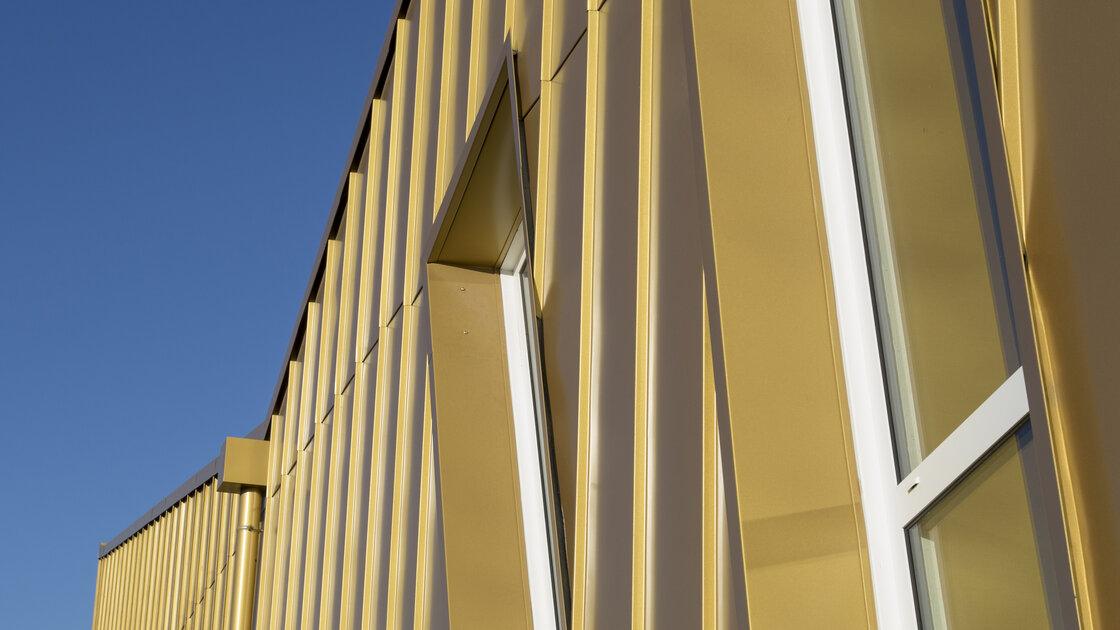 Single Lock Standing Seam (SLSS) for façade