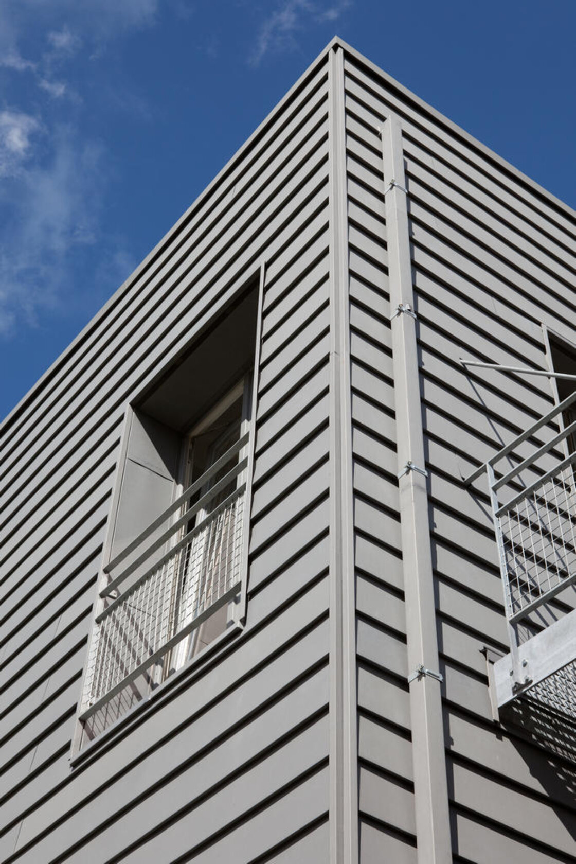 apartments_building_tournai_belgium_low.jpeg